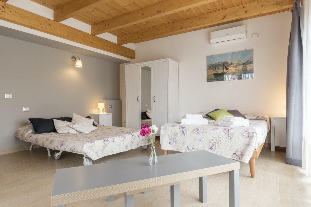 Apartamento Peperino Attic Flat Ciampino Exterior foto